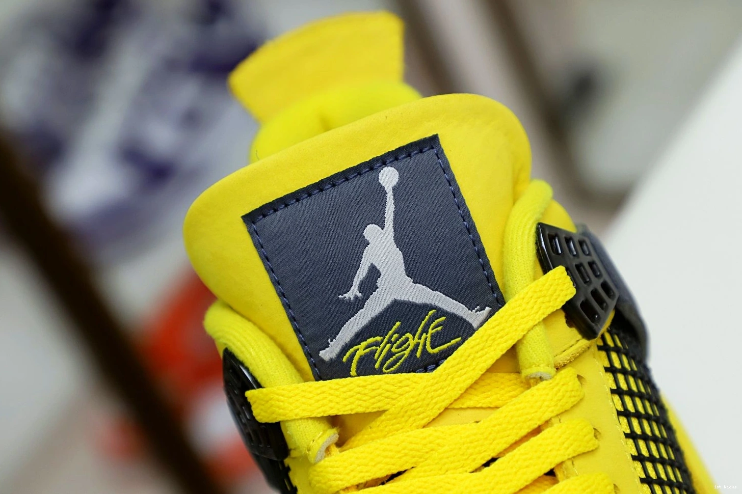 1st Kicks Shoes 4 Kimikick 1992 'LIGHTNING' AIR RETRO AIR JORDAN JORDAN Affordable 1113